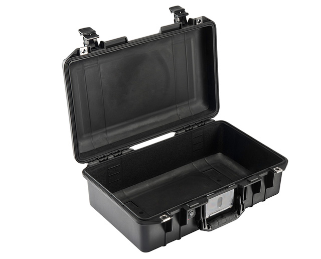 ��������Ӱ���ķ����� �ɶ�����ʦ��Ӱ��ѵѧУ