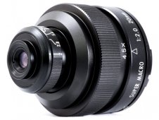��һ��ѧ����20mm f/2����΢�ྵͷ